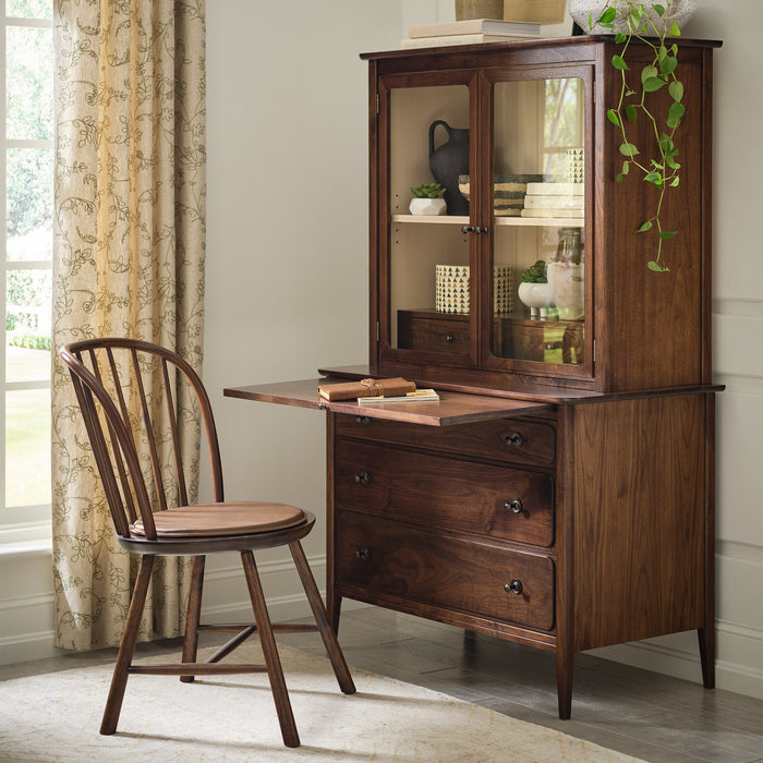 Hudson Valley Two-Door Hutch - Stickley Furniture | Mattress