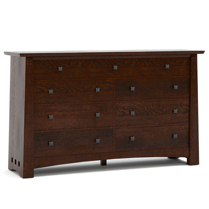 Highlands Master Dresser