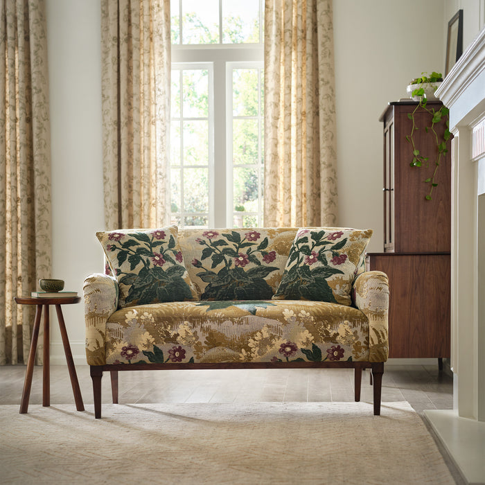 Hudson Valley 55-inch Settee, Walnut - Stickley Furniture | Mattress