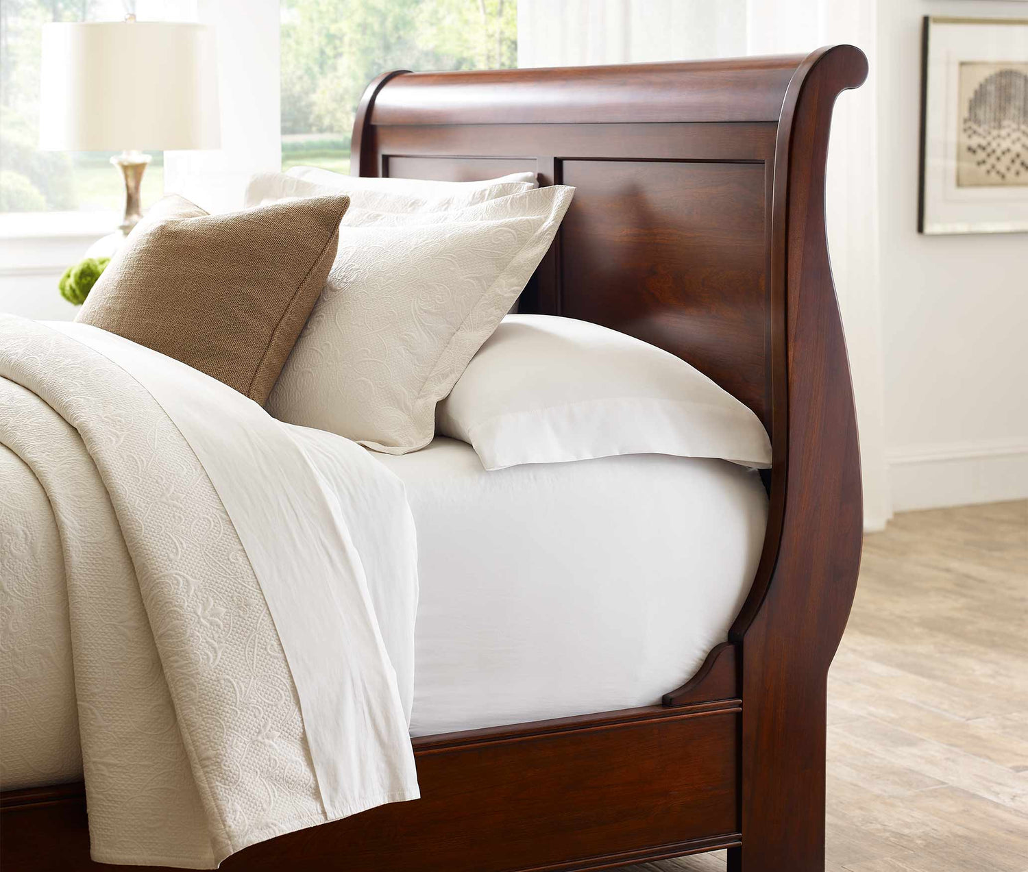 Lifestyle of the headboard of the Marseilles Sleigh Bed