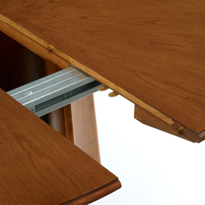 Martine Sunburst Dining Table - Stickley Furniture | Mattress