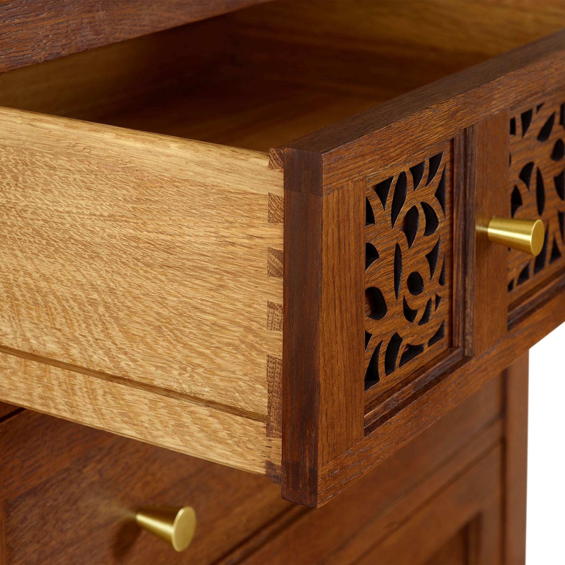 Surrey Hills Six-Drawer Dresser - Stickley Furniture | Mattress