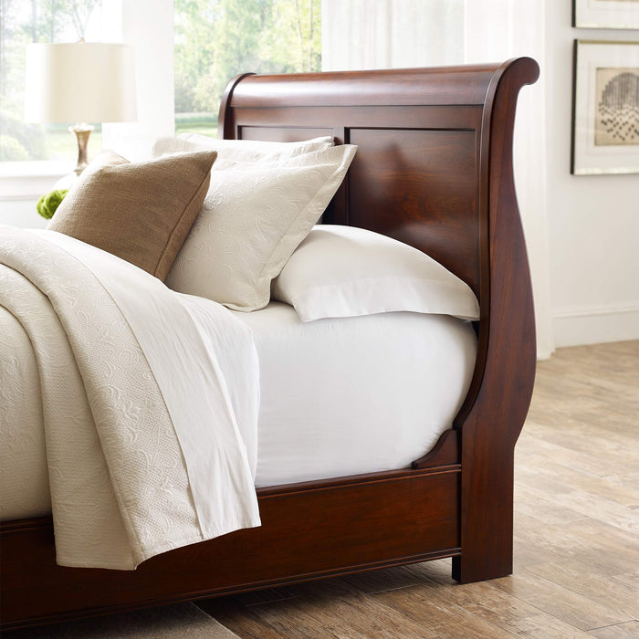 Marseilles Sleigh Bed - Stickley Furniture | Mattress