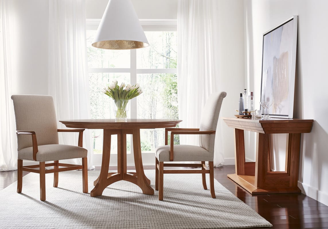 Highlands Round Dining Table - Stickley Furniture | Mattress