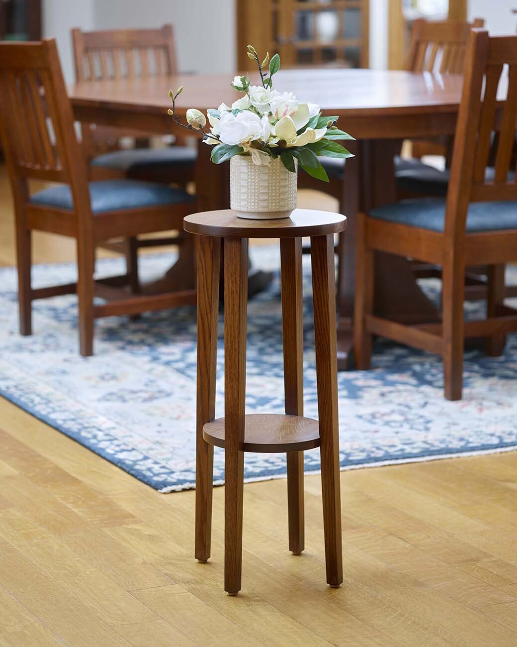 Round End Table - Stickley Furniture | Mattress