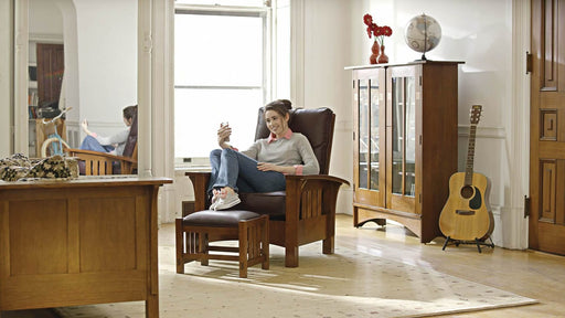 Bow Arm Morris Chair with Loose Cushion - Stickley Furniture | Mattress