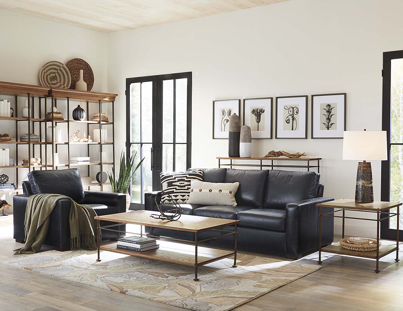 Bunching tables for living outlet room
